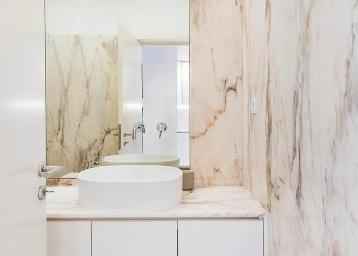 Appartement Modern In Center, Ideal Base