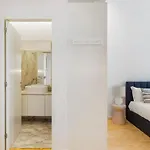 Modern In Center, Ideal Base דירה *